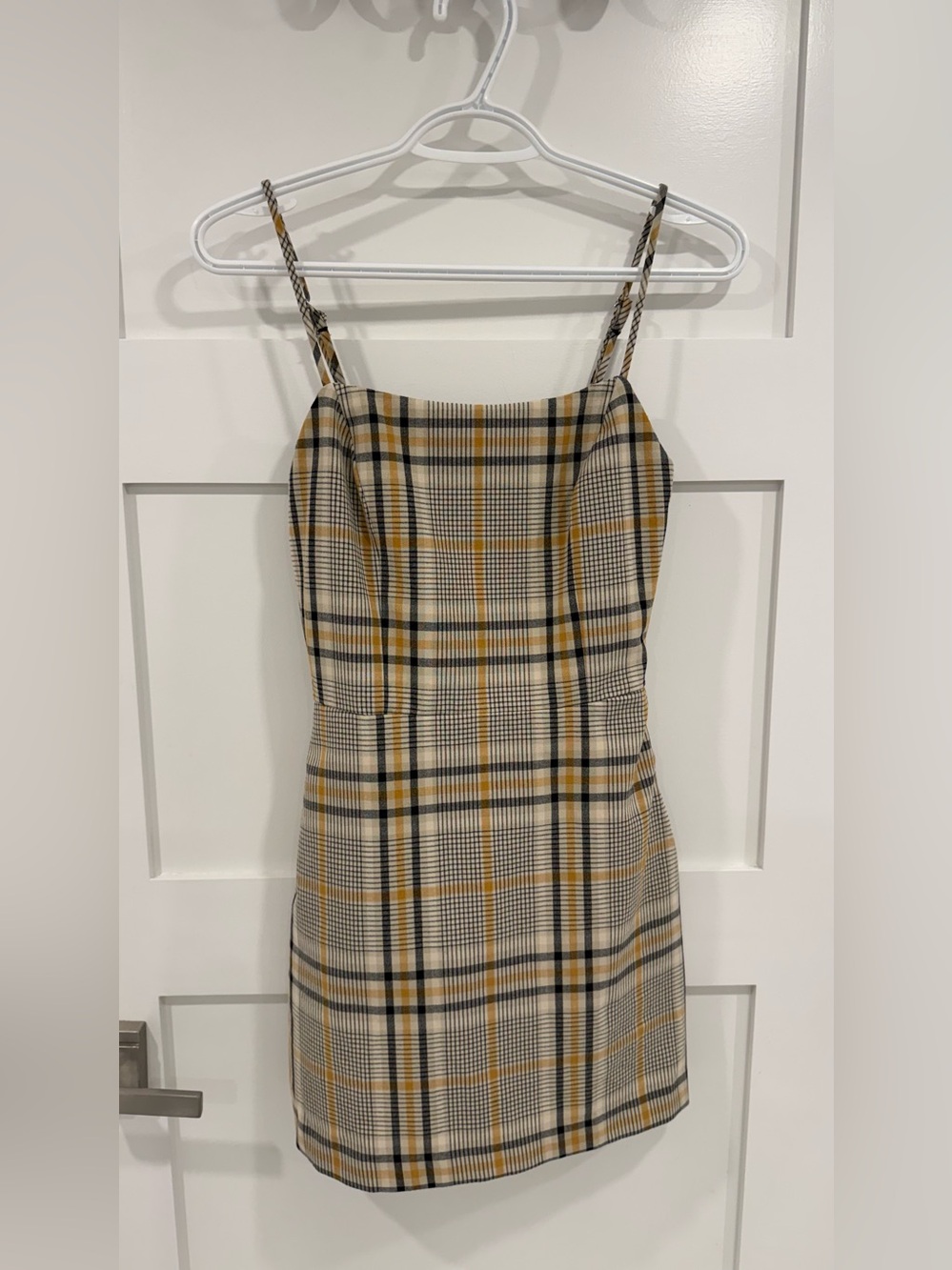 Aritzia Wilfred Isabelle Dress in Plaid